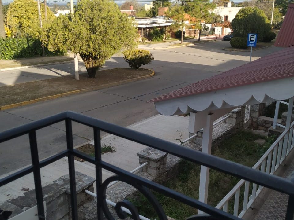 VENTA CASONA ANTIGUA CALLE DEAN FUNES ALTA GRACIA (1)