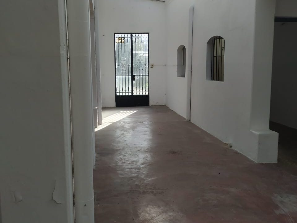 VENTA CASONA ANTIGUA CALLE DEAN FUNES ALTA GRACIA (12)
