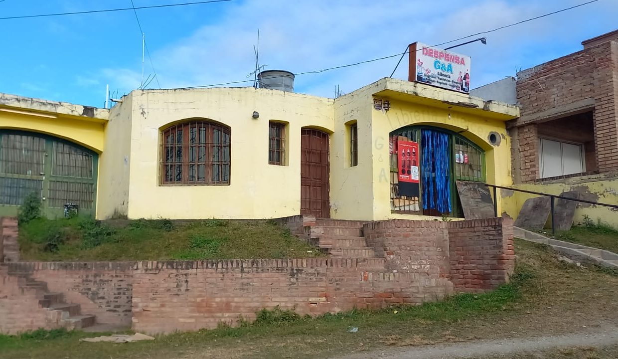 VENTA PROPIEDAD A RECICLAR AVENIDA DE MAYO BARRIO LINIERS (2)