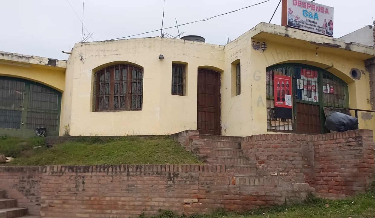 VENTA PROPIEDAD A RECICLAR AVENIDA DE MAYO BARRIO LINIERS (4)