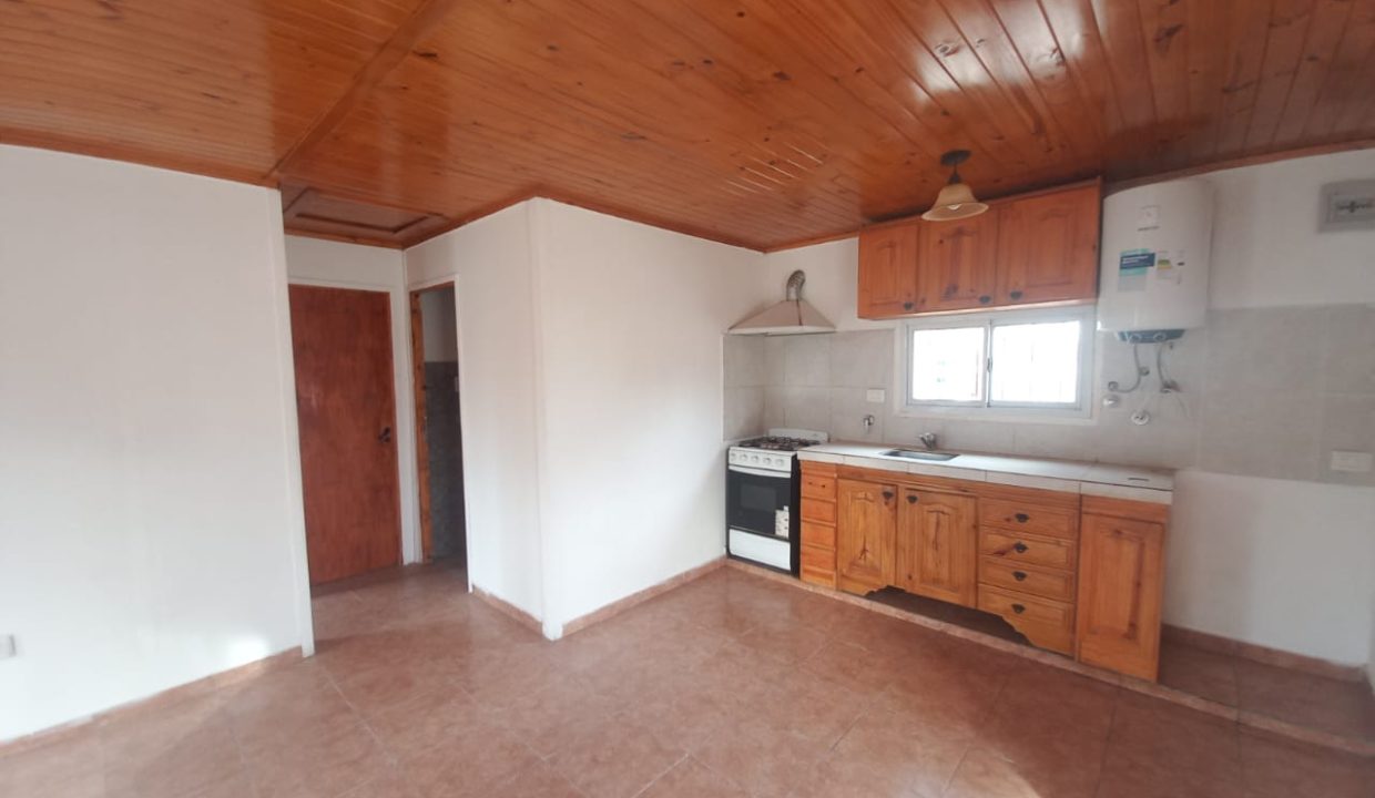 VENTA ANISACATE SOBRE RUTA 5 LOCAL Y CASA (21)