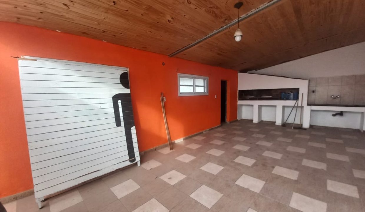 VENTA ANISACATE SOBRE RUTA 5 LOCAL Y CASA (25)