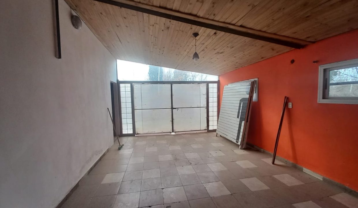 VENTA ANISACATE SOBRE RUTA 5 LOCAL Y CASA (28)