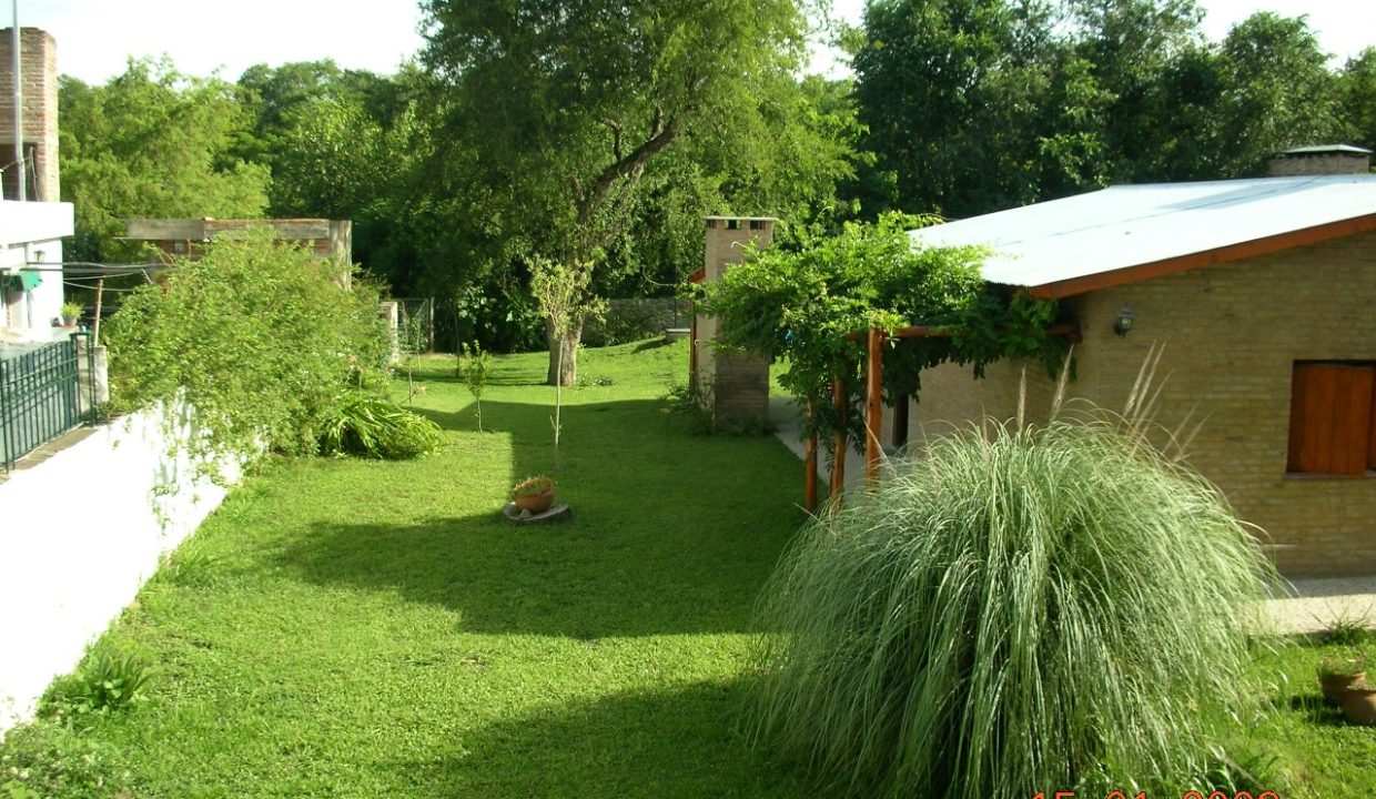 VENTA CASA SOBRE RÍO LOS AROMOS (12)