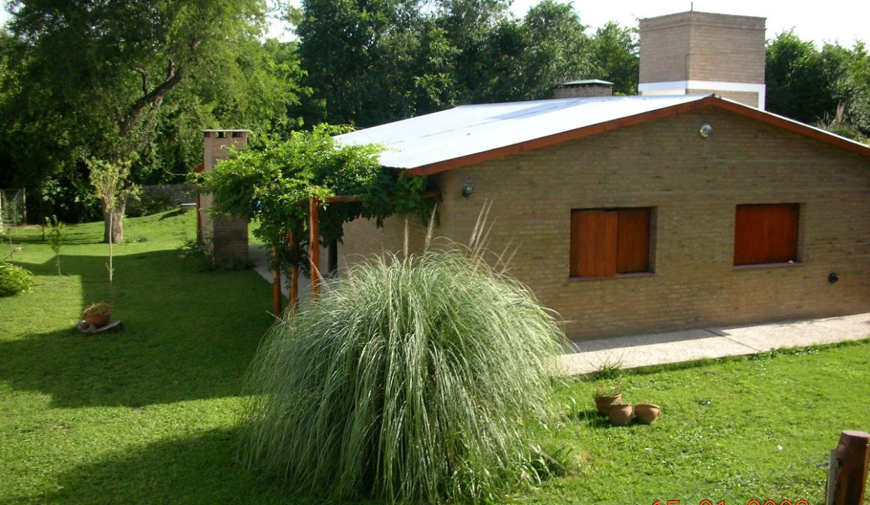 VENTA CASA SOBRE RÍO LOS AROMOS (13)