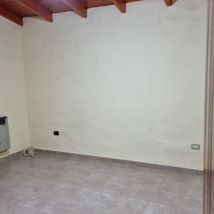 VENTA CASA SOBRE RÍO LOS AROMOS (34)