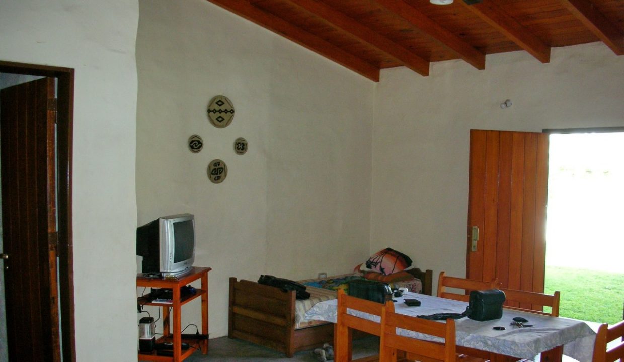 VENTA CASA SOBRE RÍO LOS AROMOS (38)