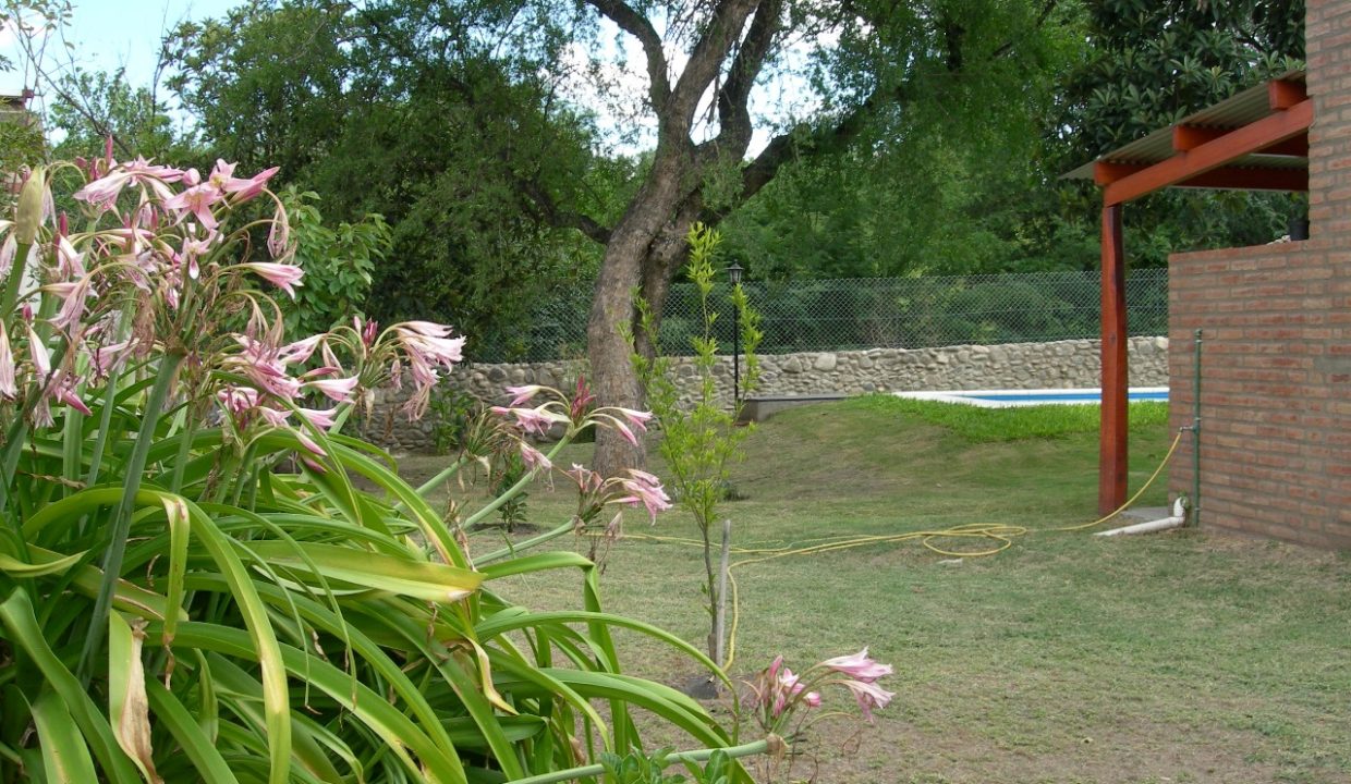 VENTA CASA SOBRE RÍO LOS AROMOS (45)