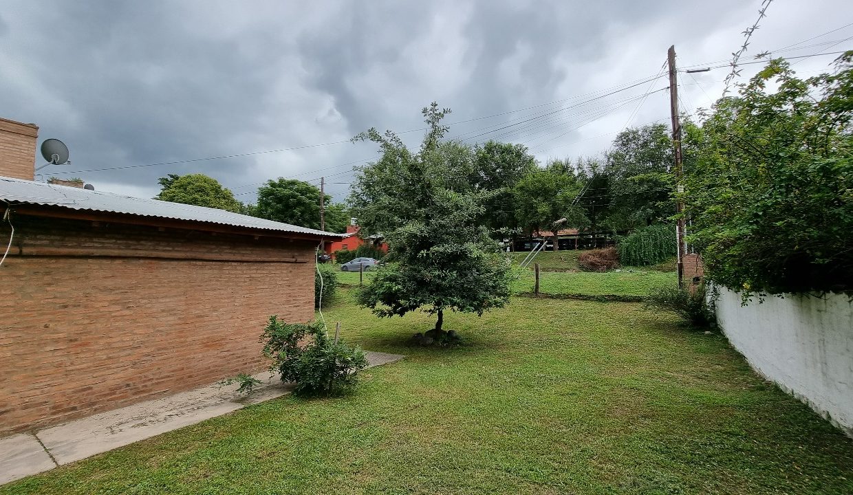 VENTA CASA SOBRE RÍO LOS AROMOS (9)