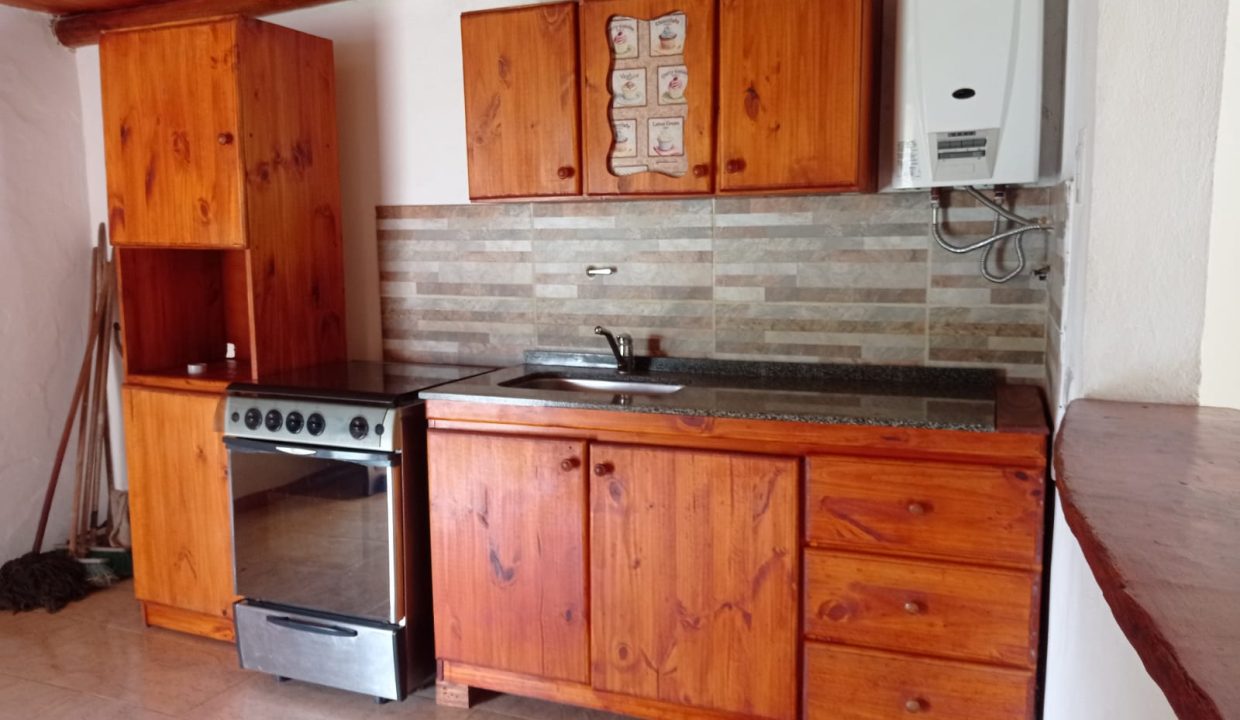 VENTA CALLE CIRILO ALLENDE BARRIO CAMARA (11)