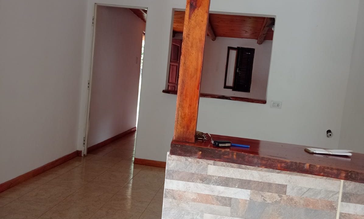 VENTA CALLE CIRILO ALLENDE BARRIO CAMARA (15)