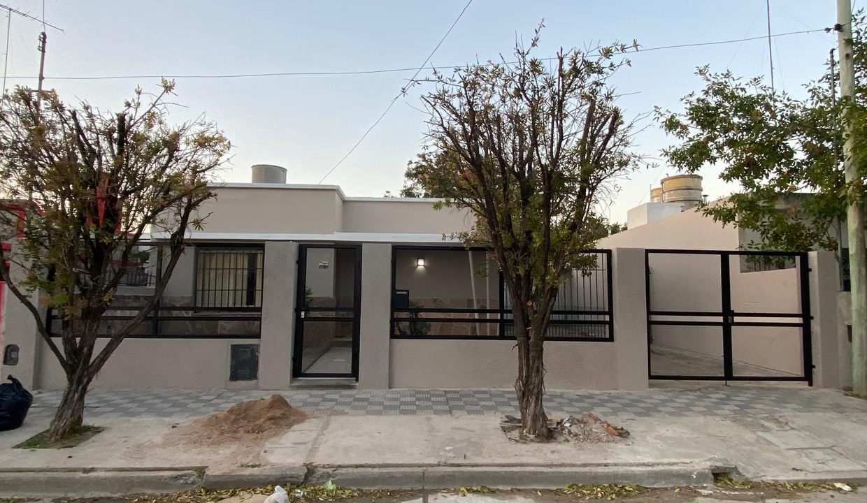 VENTA CASA CALLE CHILE BARRIO CAMARA (10)