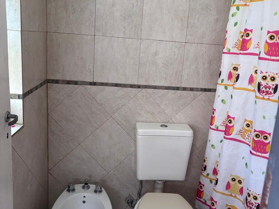 CASA EN VENTA ALTA GRACIA CALLE LUCIO V ROSSI B NORTE (11)