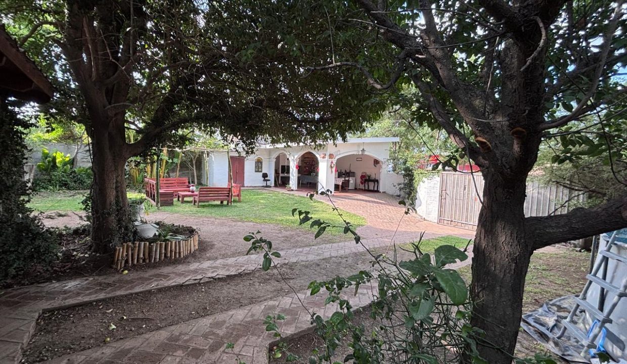 CASA EN VENTA ALTA GRACIA CALLE LUCIO V ROSSI B NORTE (29)