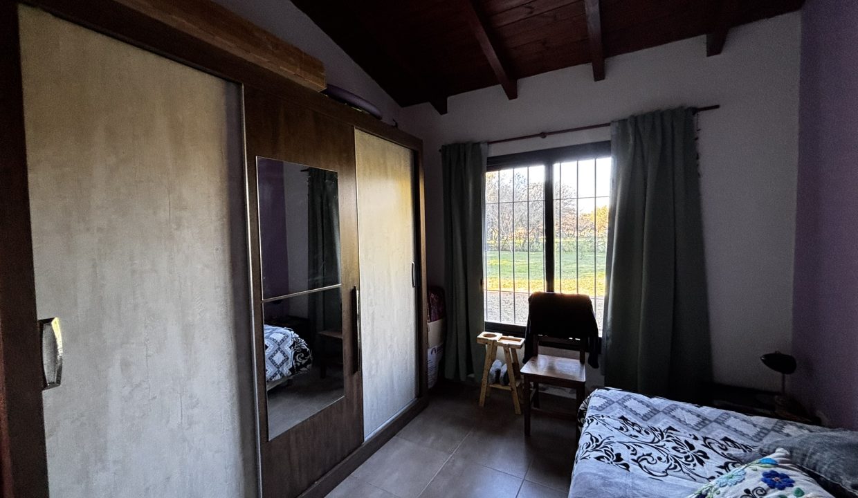 CASA VENTA ANISACATE A DOS CUADRAS RUTA 5 (12)