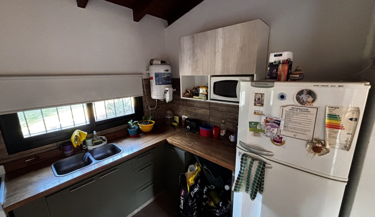 CASA VENTA ANISACATE A DOS CUADRAS RUTA 5 (16)