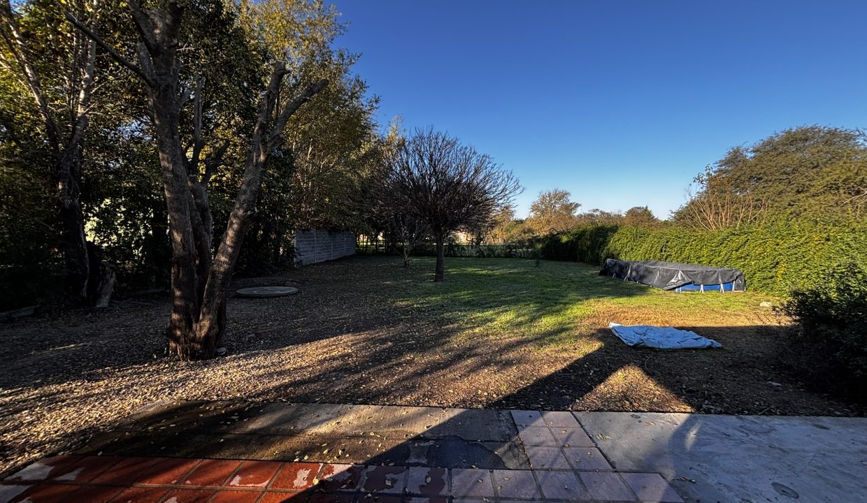 CASA VENTA ANISACATE A DOS CUADRAS RUTA 5 (21)