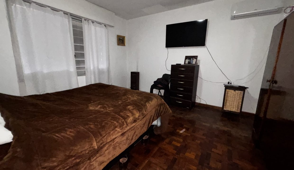 CASA VENTA BARRIO PELEGRINI CALLE CELENTANO ALTA GRACIA (32) - copia