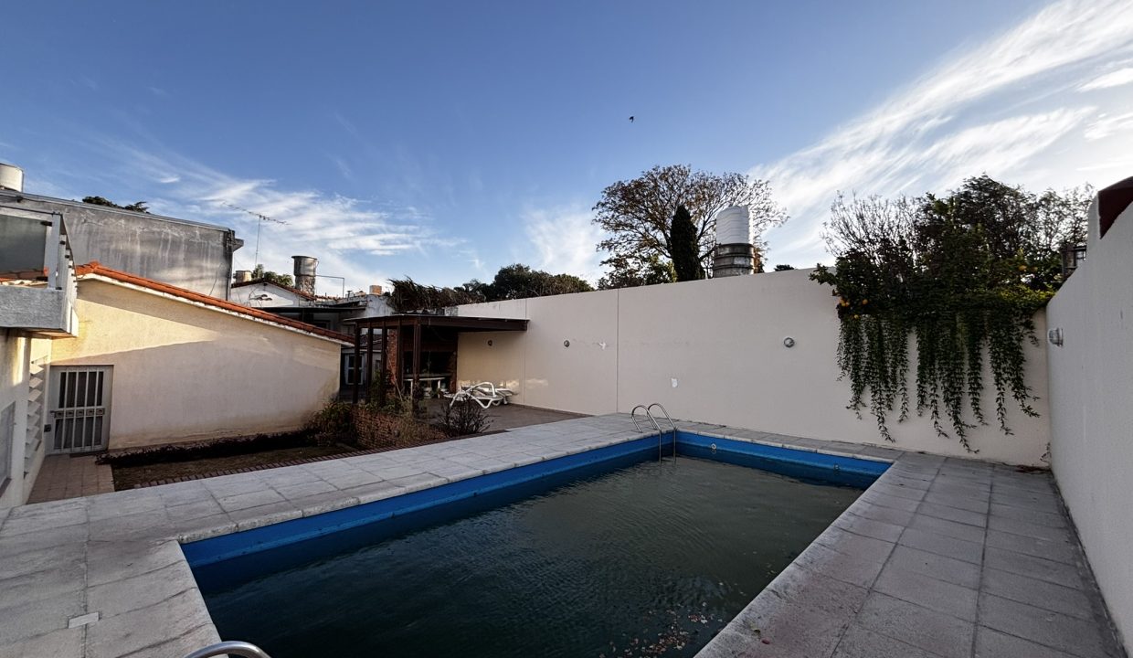 CASA VENTA BARRIO PELEGRINI CALLE CELENTANO ALTA GRACIA (40)