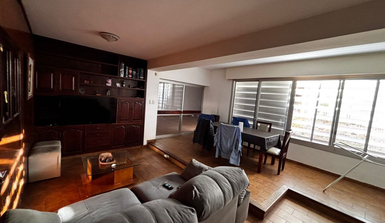 CASA VENTA BARRIO PELEGRINI CALLE CELENTANO ALTA GRACIA (7)