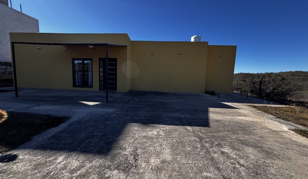 VENTA CASA NUEVA LA HORNILLA ALTA GRACIA (13)