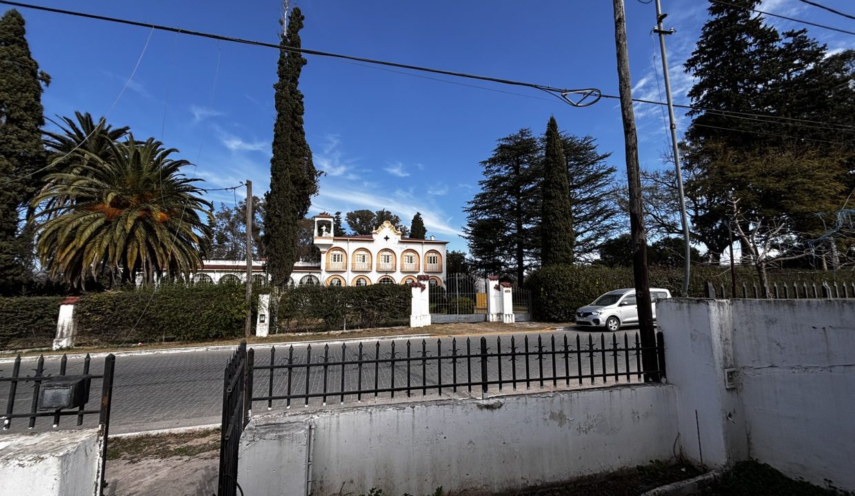 CASA EN VENTA MARIANO MORENO ALTA GRACIA (15)