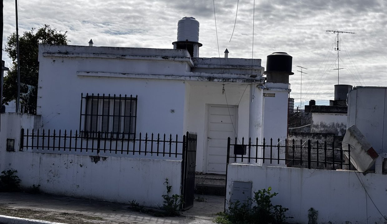 CASA EN VENTA MARIANO MORENO ALTA GRACIA (6)