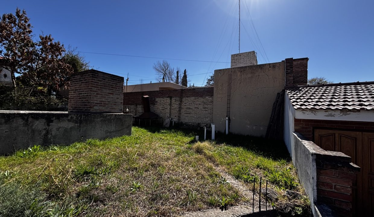 LOTE VENTA CALLE PELLEGRINI ALTA GRACIA (15)