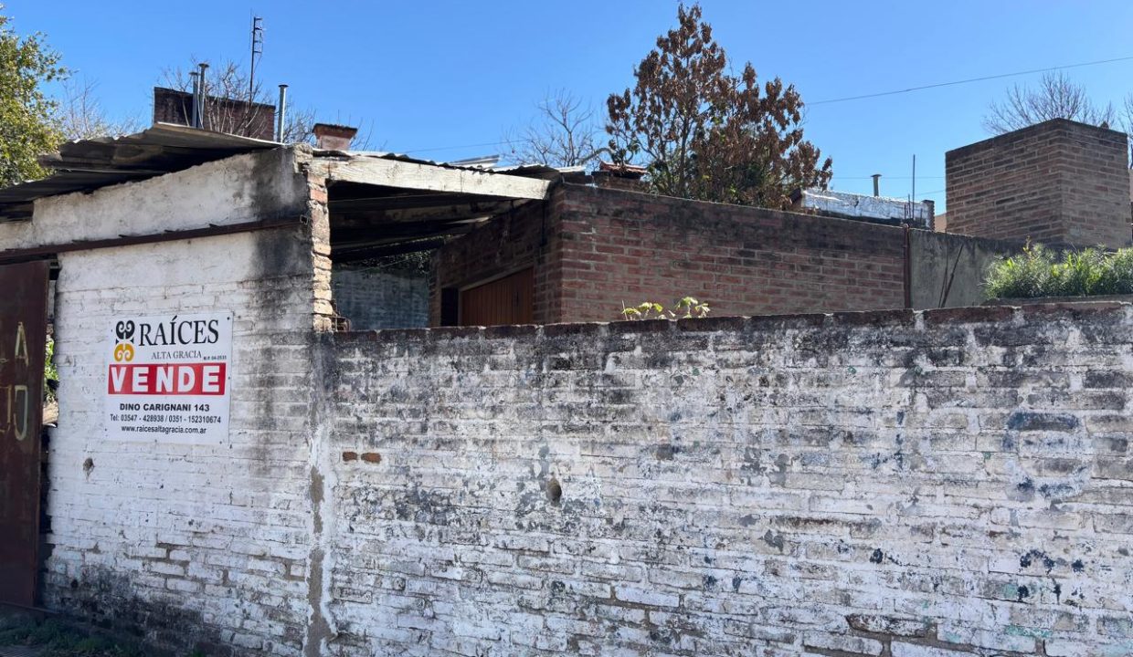 LOTE VENTA CALLE PELLEGRINI ALTA GRACIA (24)