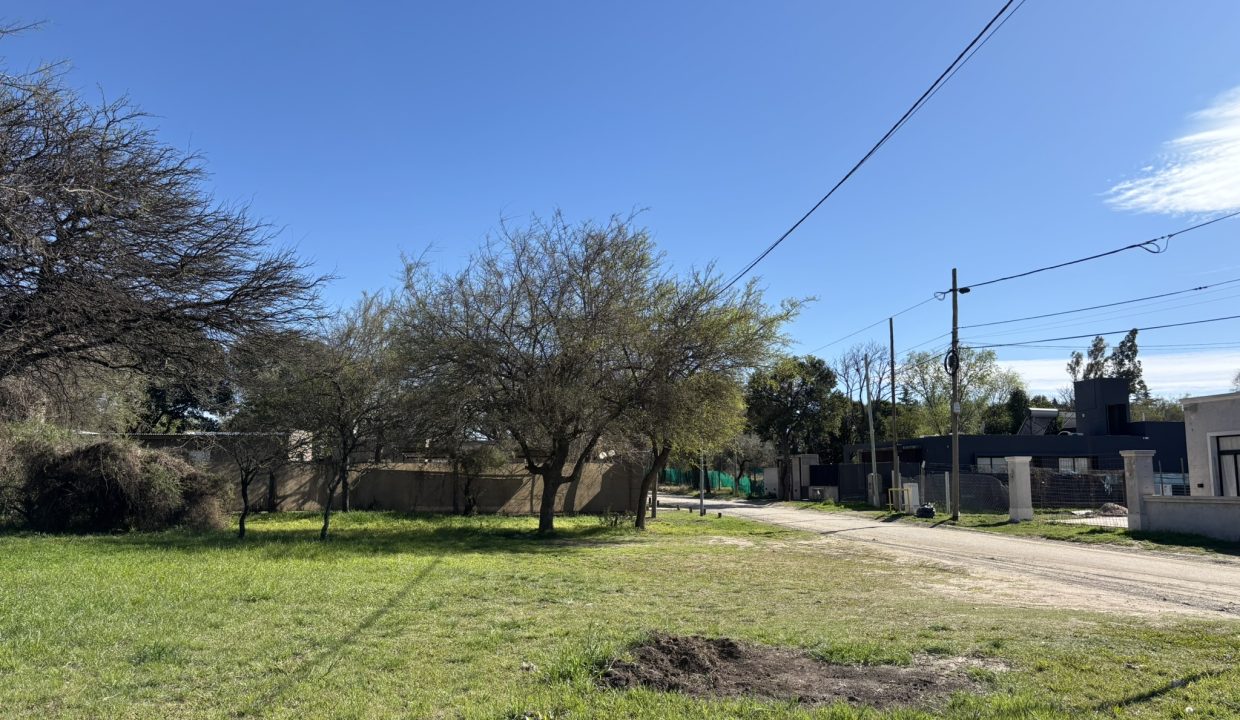 LOTE TOURING ALTA GRACIA (5)