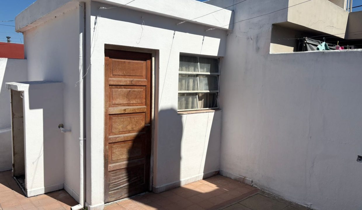 VENTA CASA LOS PAREDONES BARRIO PELLEGRINI ALTA GRACIA (1)