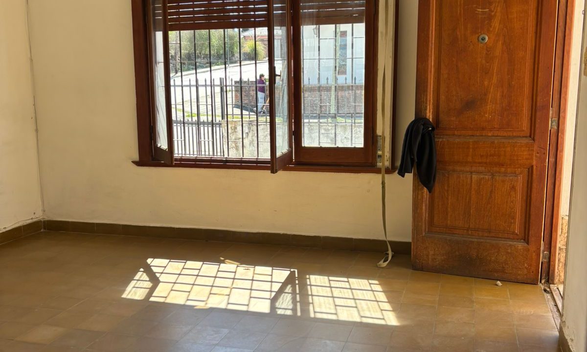 VENTA CASA LOS PAREDONES BARRIO PELLEGRINI ALTA GRACIA (8)