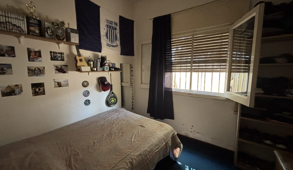 VENTA CASA BARRIO CAMARA ALTA GRACIA ITALIA ESQ BRASIL (19)