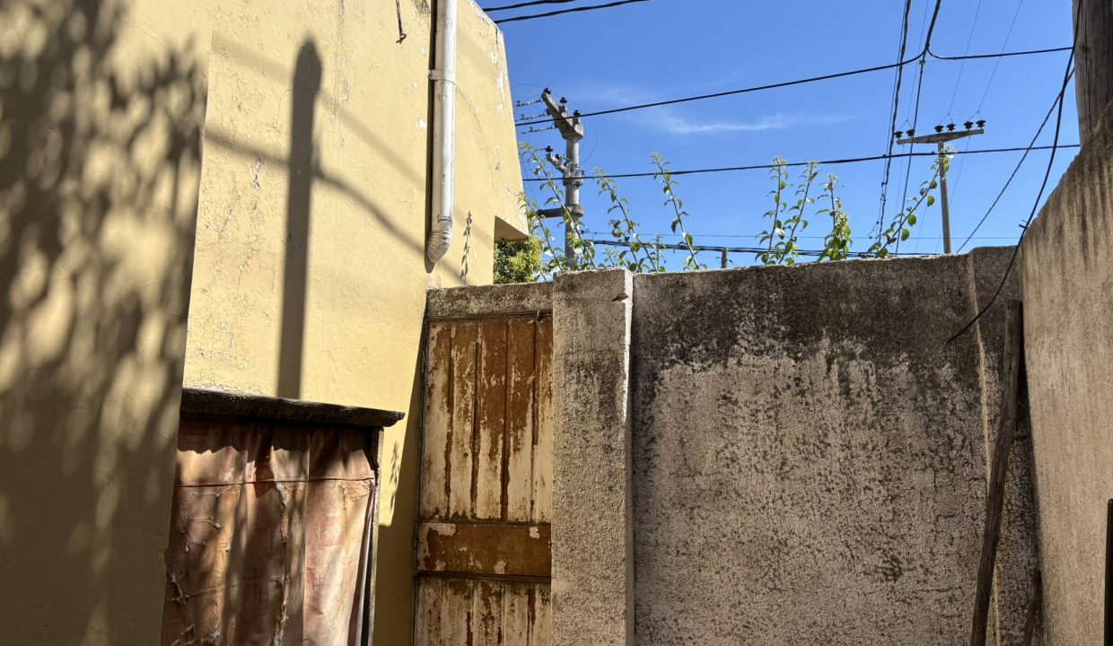 VENTA CASA BARRIO CAMARA ALTA GRACIA ITALIA ESQ BRASIL (25)