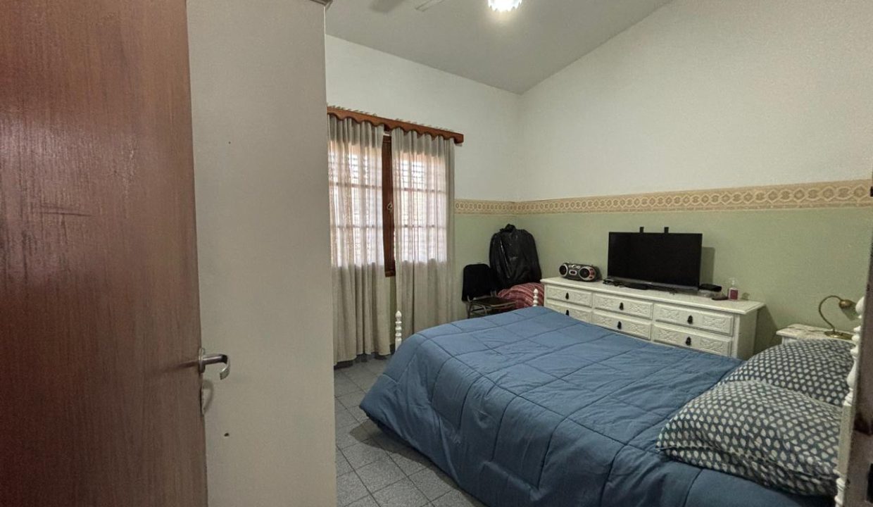 VENTA CASA EN ALTA GRACIA LUCIO V ROSSI PIEDRAS (21)