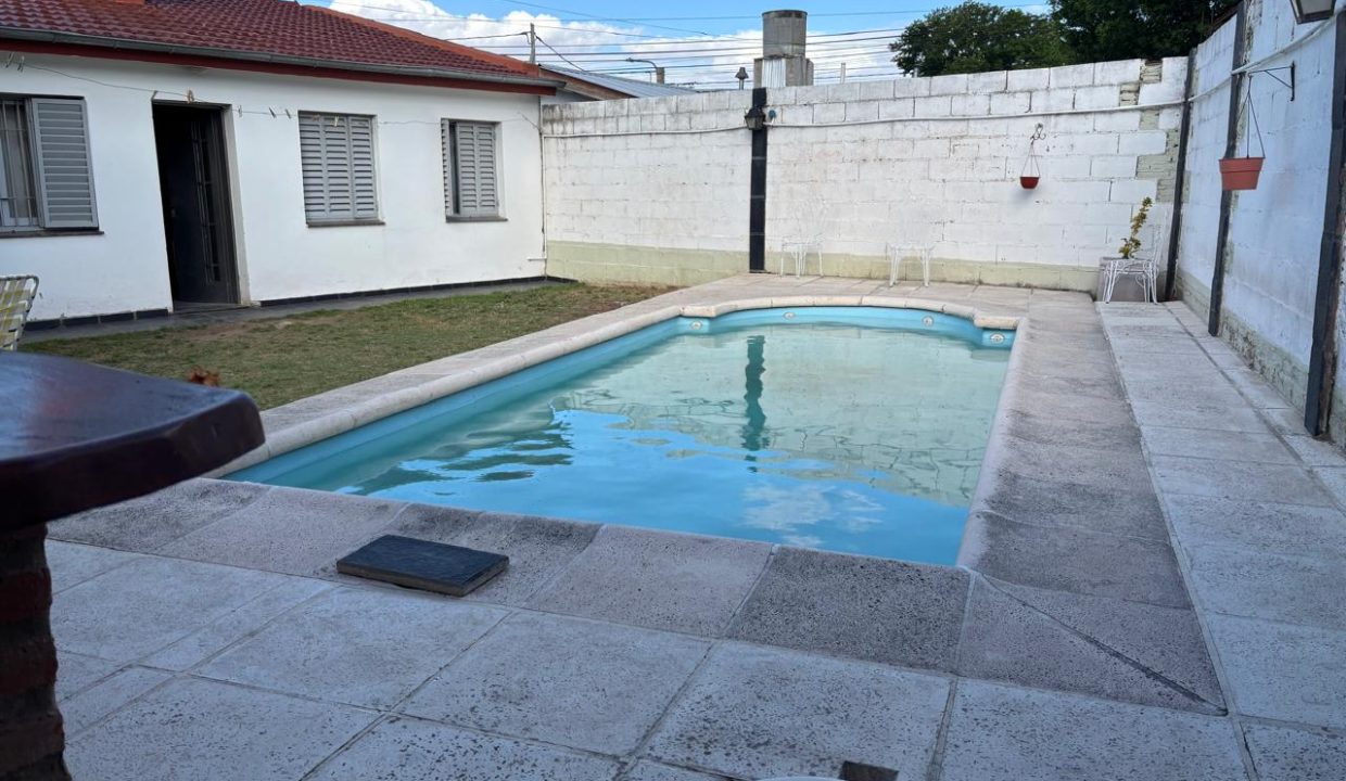 VENTA CASA EN ALTA GRACIA LUCIO V ROSSI PIEDRAS (7)