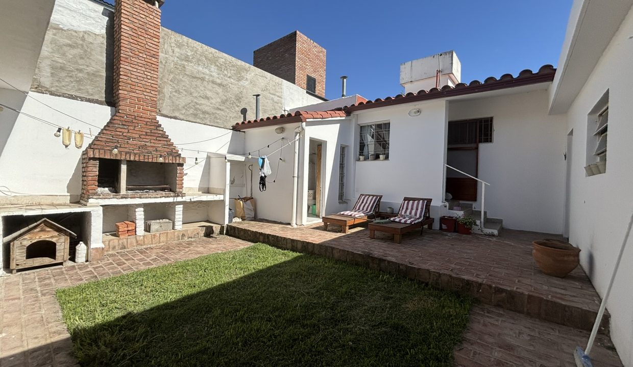 VENTA CASA ALTA GRACIA BARRIO EL GOLF (38)