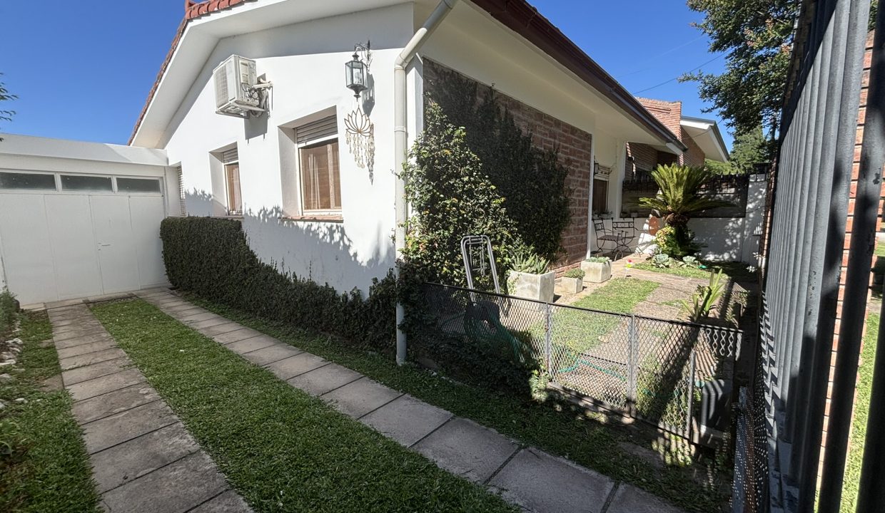 VENTA CASA ALTA GRACIA BARRIO EL GOLF (7)