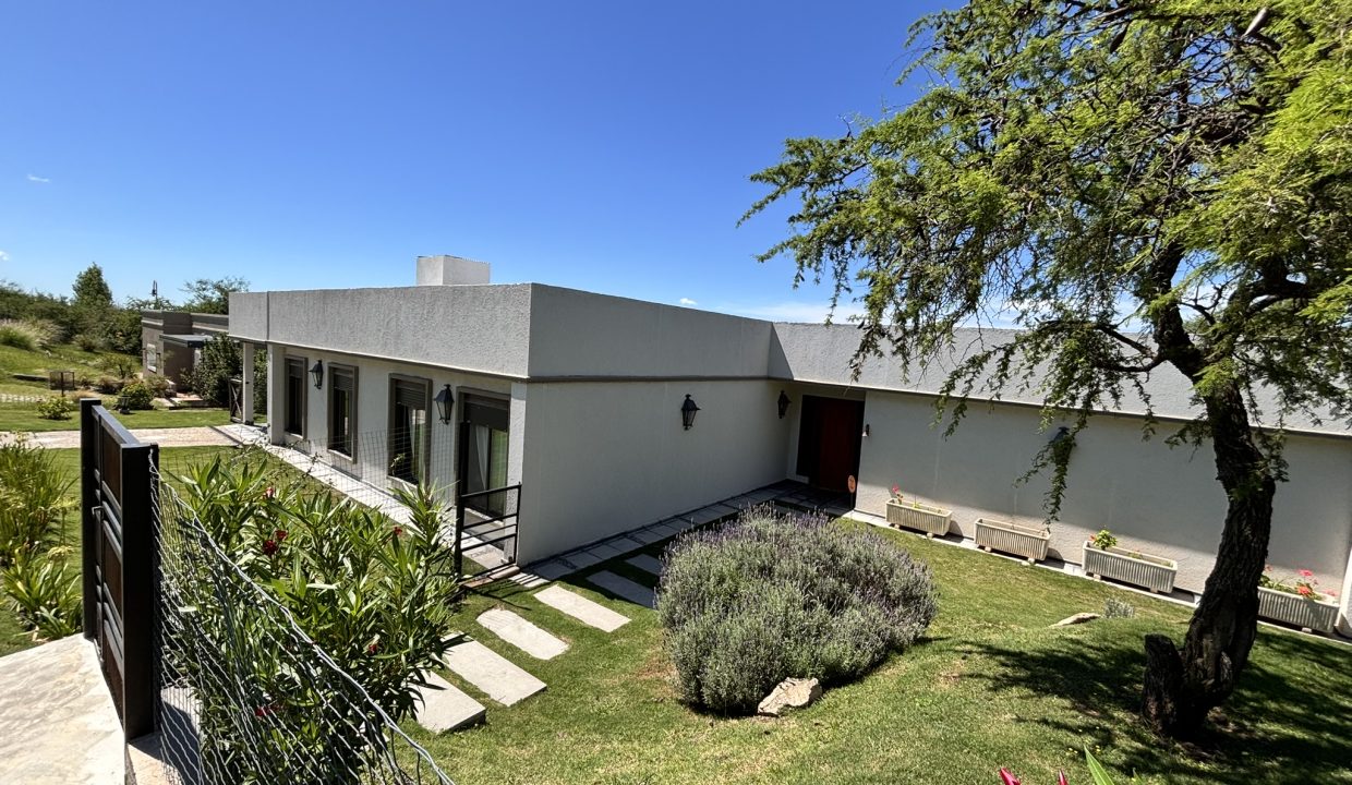 VENTA CASA B CERRADO ANGLO ALTA GRACIA (17)
