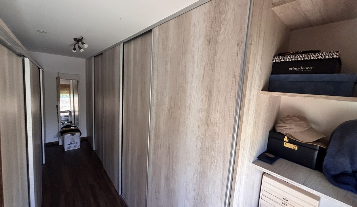 VENTA CASA B CERRADO ANGLO ALTA GRACIA (52)