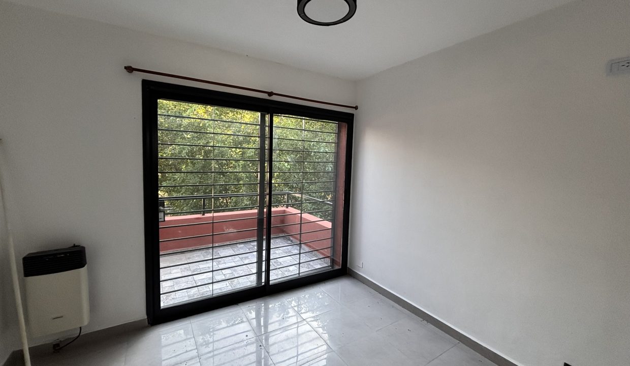 CASA NUEVA ANISACATE PQUE EL AROMO (10)