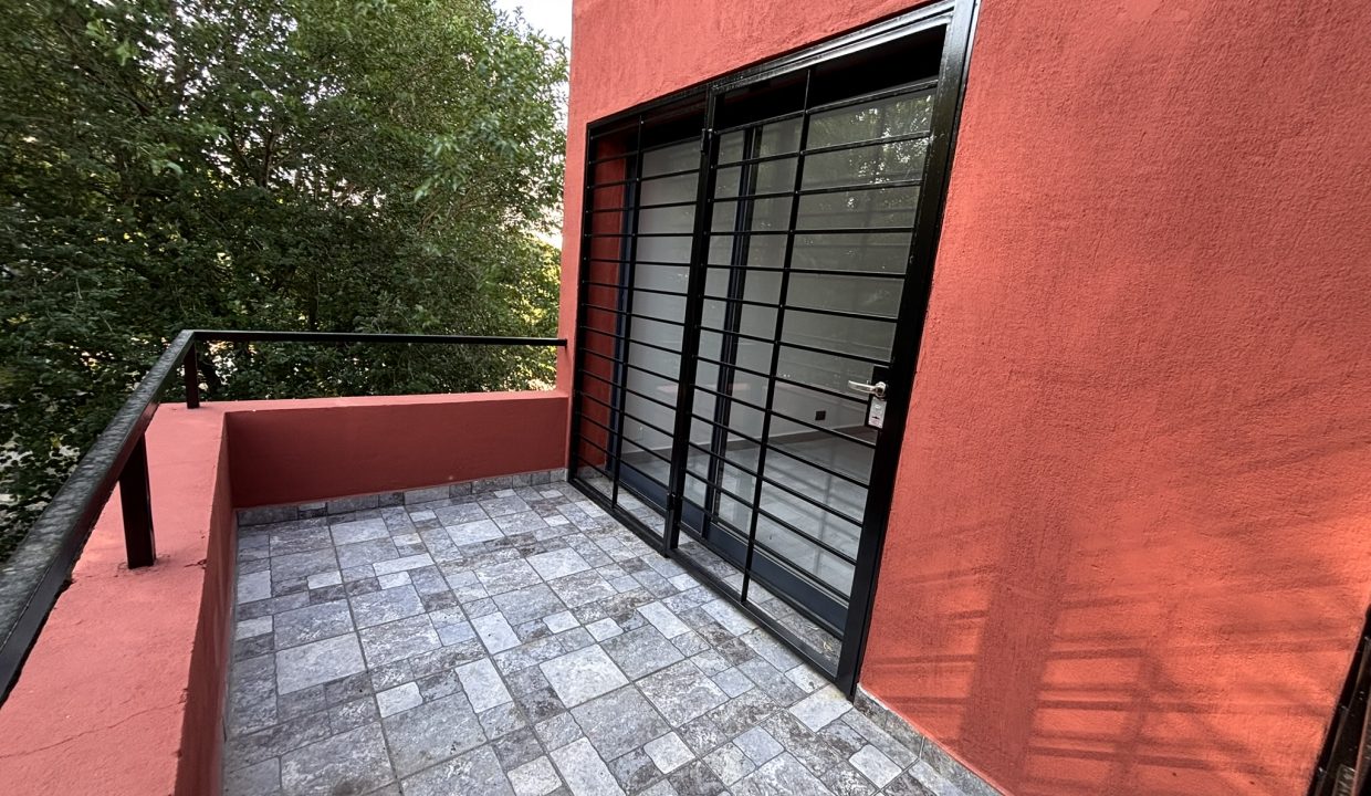 CASA NUEVA ANISACATE PQUE EL AROMO (16)