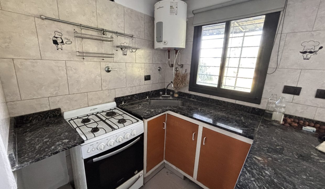 CASA NUEVA ANISACATE PQUE EL AROMO (24)