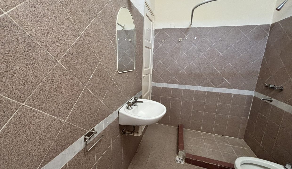 VENTA CASA CENTRICA ALTA GRACIA CALLE OLMOS (15)