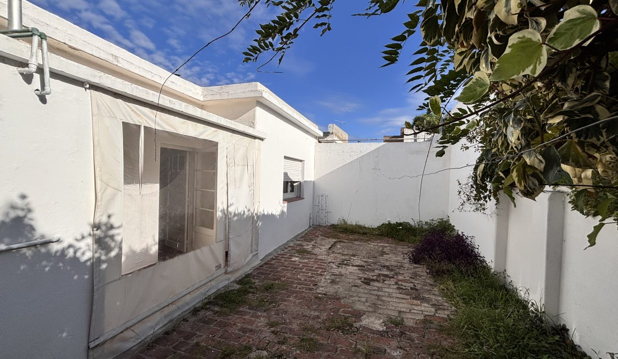VENTA CASA CENTRICA ALTA GRACIA CALLE OLMOS (2)