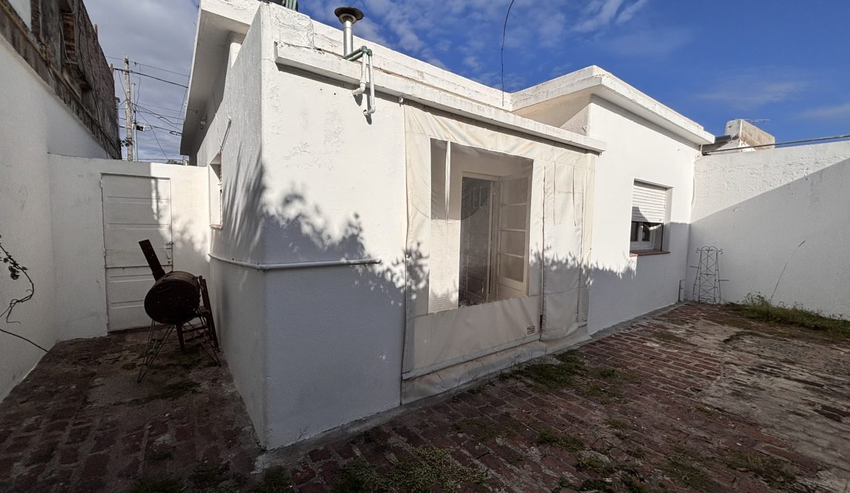 VENTA CASA CENTRICA ALTA GRACIA CALLE OLMOS (3)
