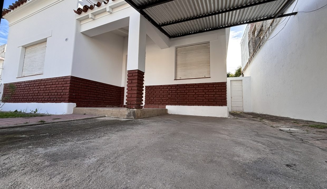 VENTA CASA CENTRICA ALTA GRACIA CALLE OLMOS (6)
