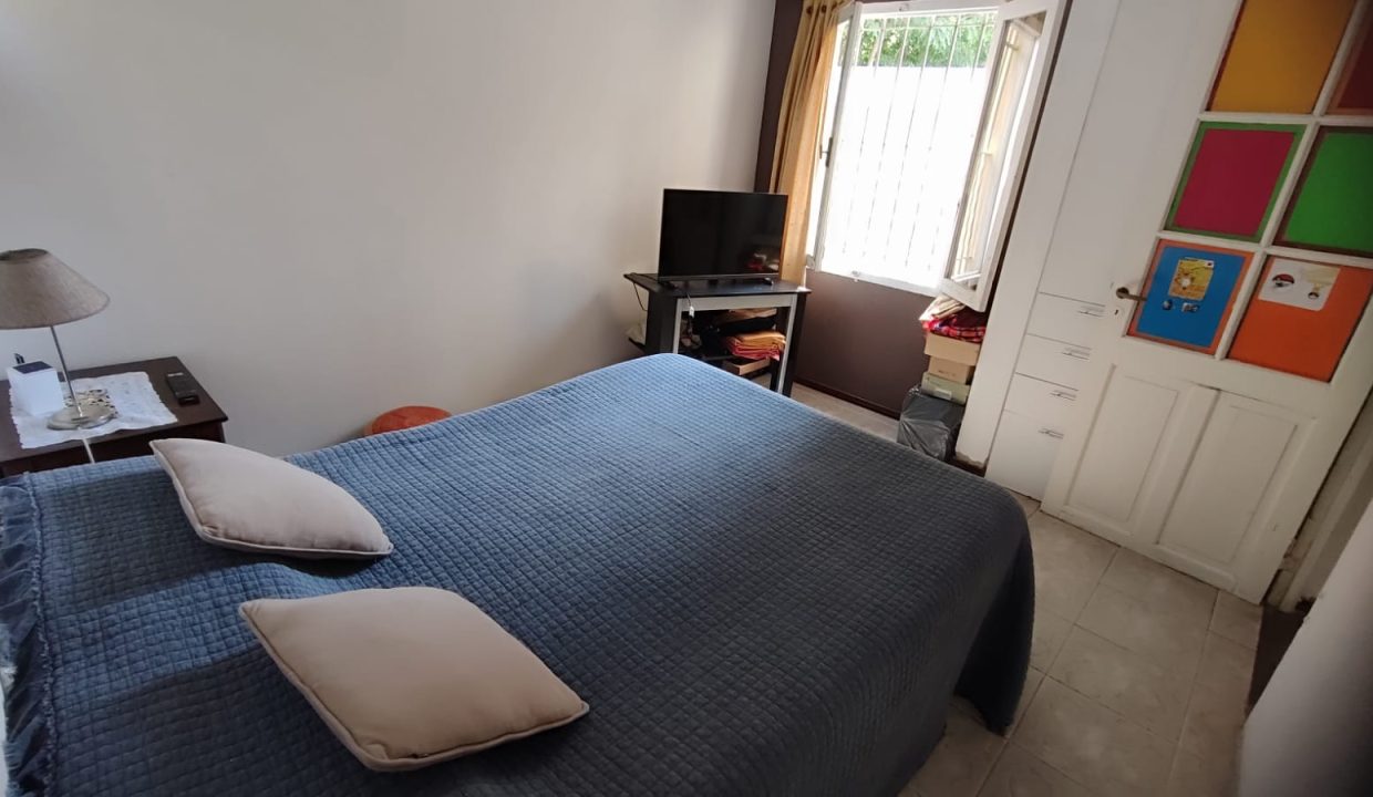 VENTA CASA SOBRE ARROYO ALTA GRACIA (25)