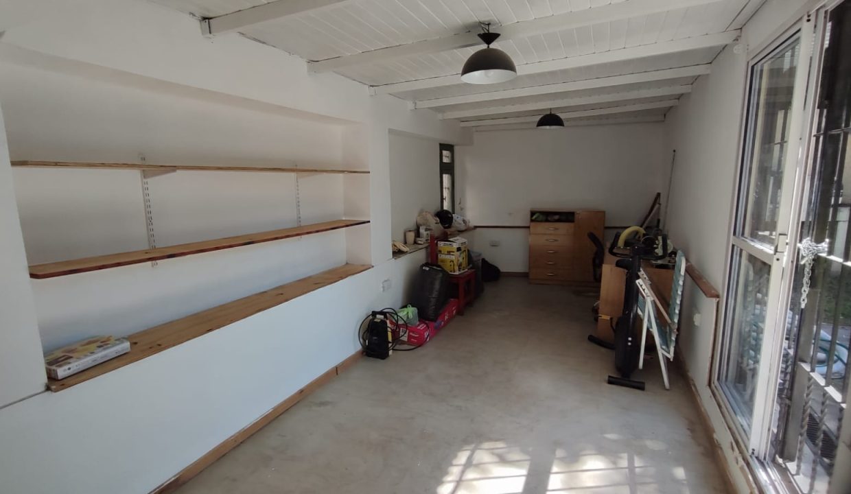 VENTA CASA SOBRE ARROYO ALTA GRACIA (27)