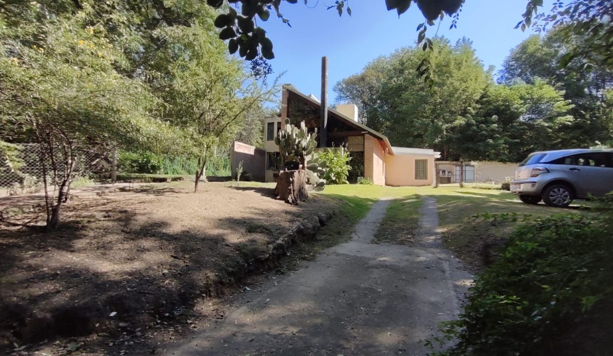 VENTA CASA SOBRE ARROYO ALTA GRACIA (7)